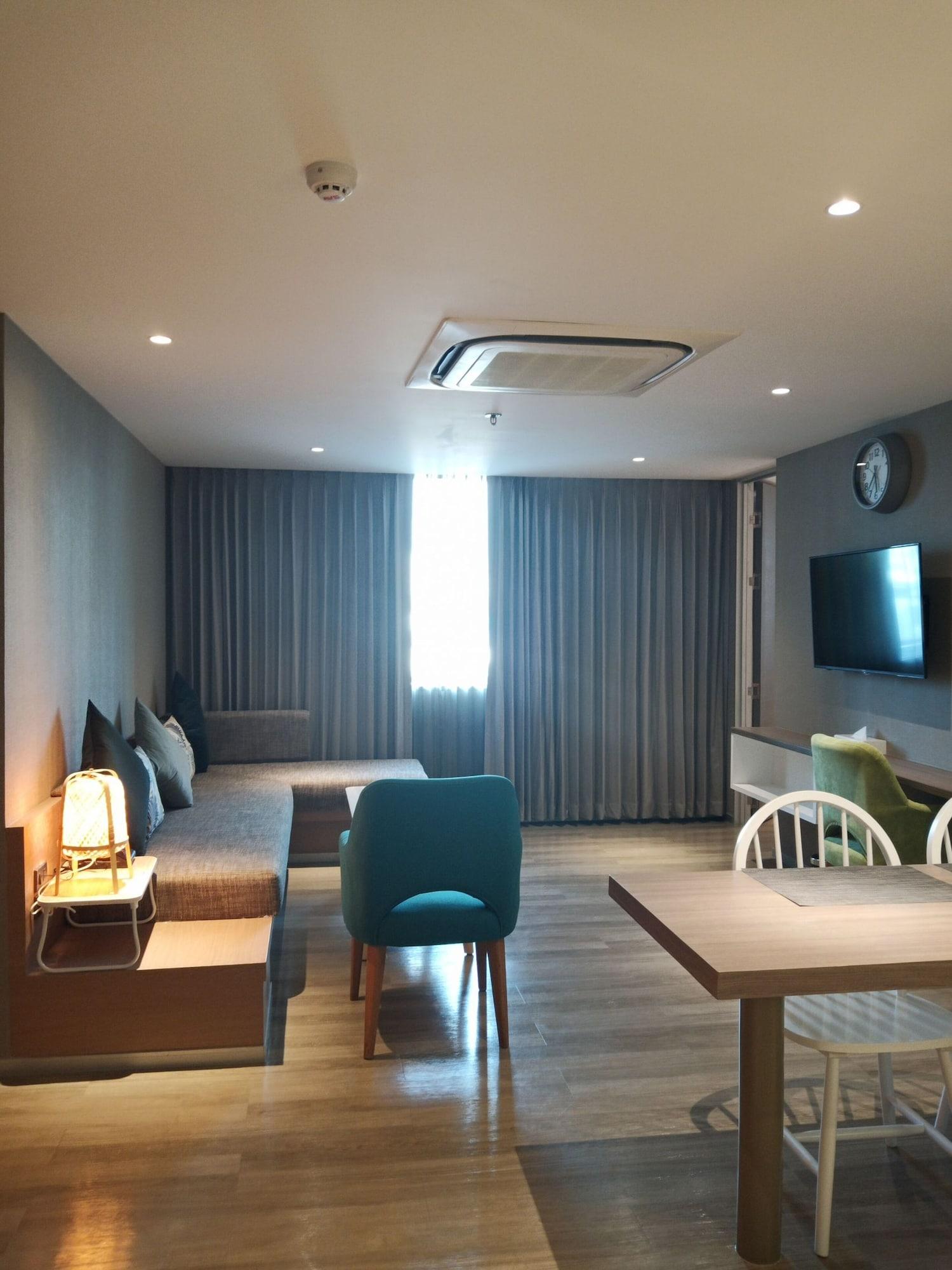 בנגקוק Bizotel Premier Hotel & Residence מראה חיצוני תמונה