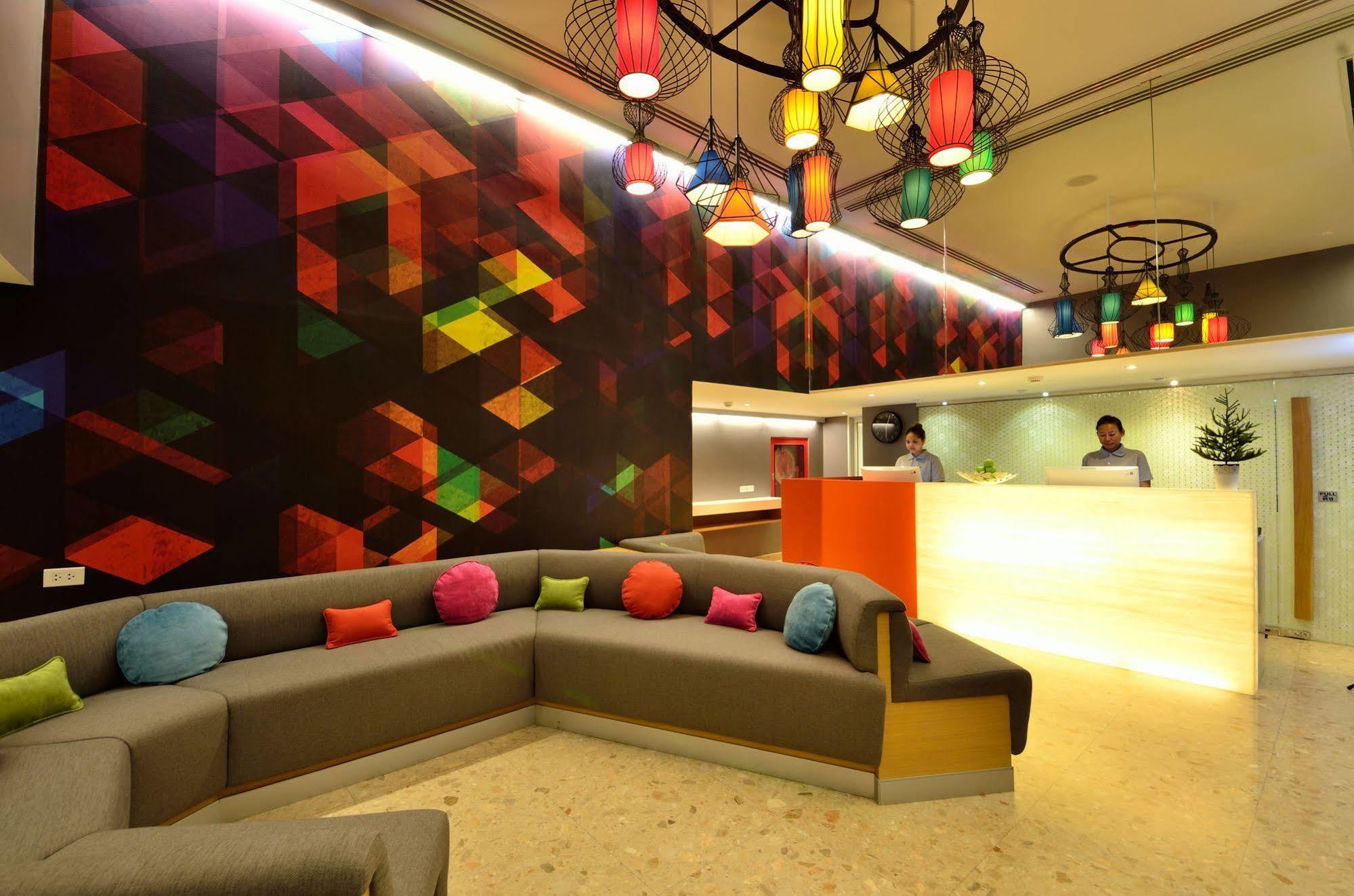 בנגקוק Bizotel Premier Hotel & Residence מראה חיצוני תמונה