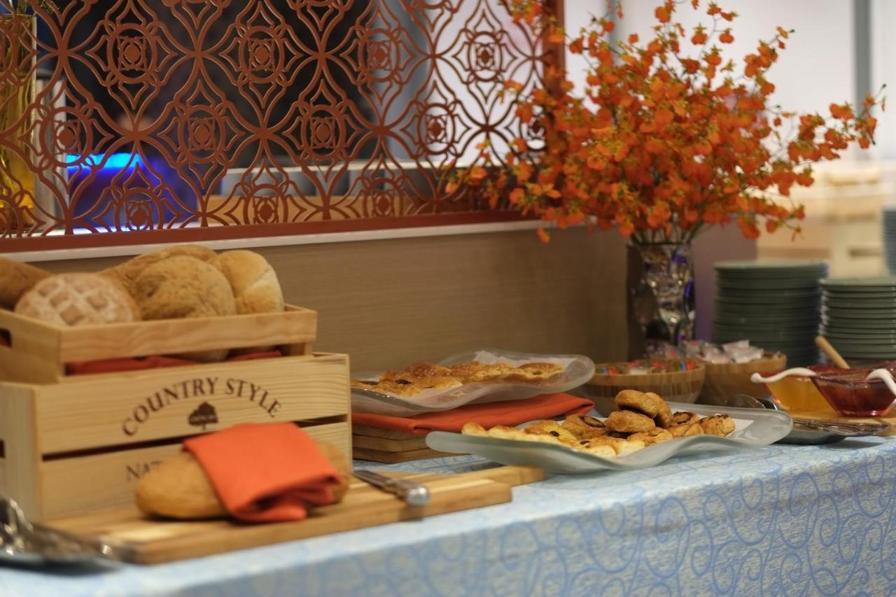 בנגקוק Bizotel Premier Hotel & Residence מראה חיצוני תמונה